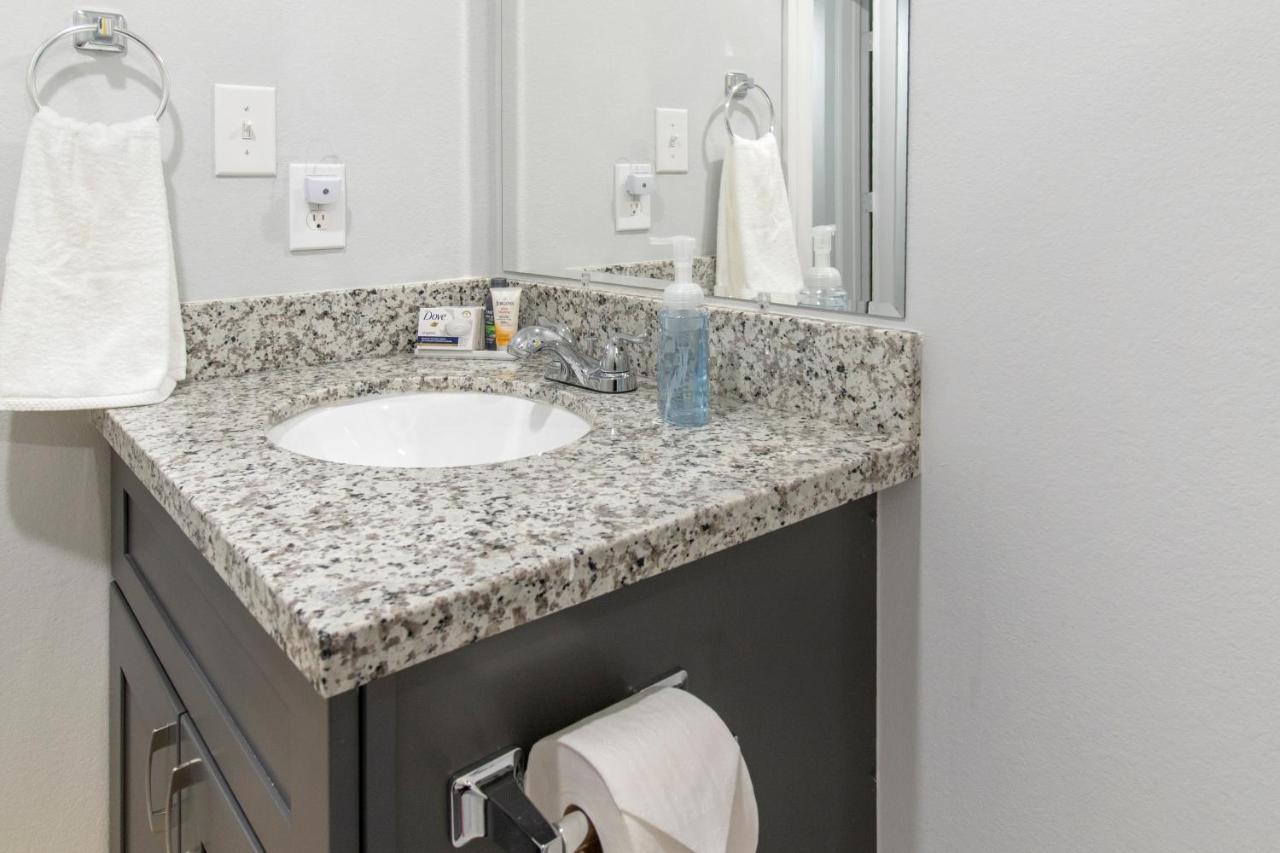 Peerless Retreat - Minutes From Downtown Houston Villa Bagian luar foto