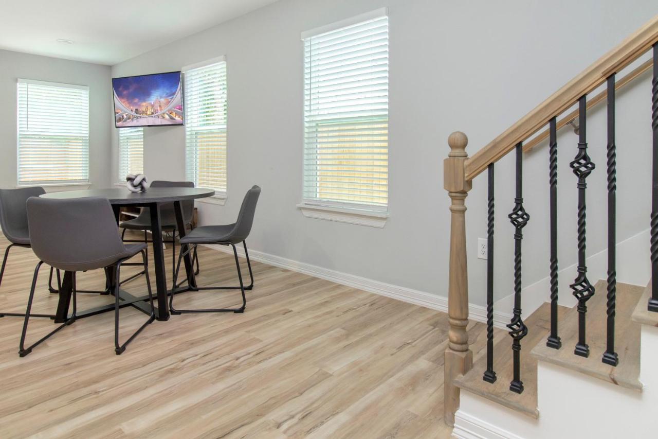 Peerless Retreat - Minutes From Downtown Houston Villa Bagian luar foto