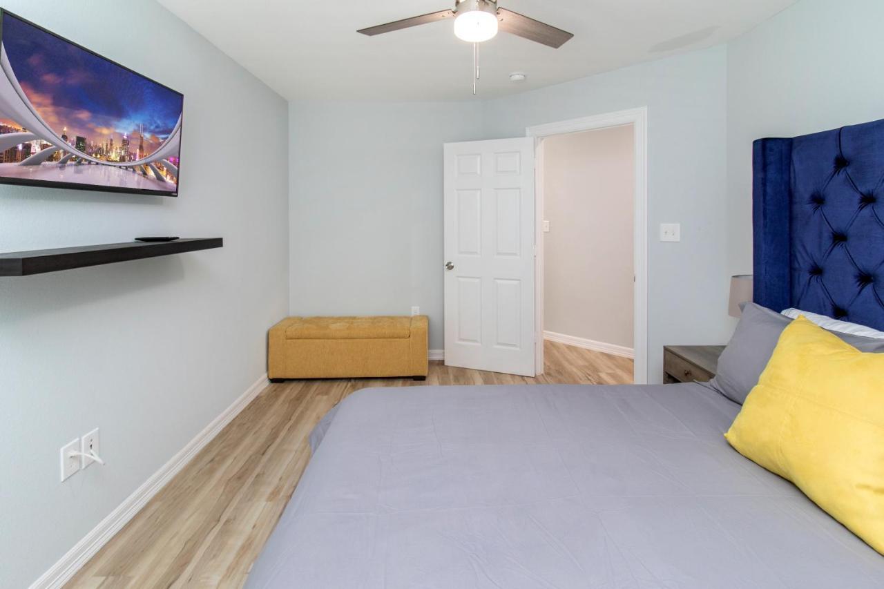 Peerless Retreat - Minutes From Downtown Houston Villa Bagian luar foto