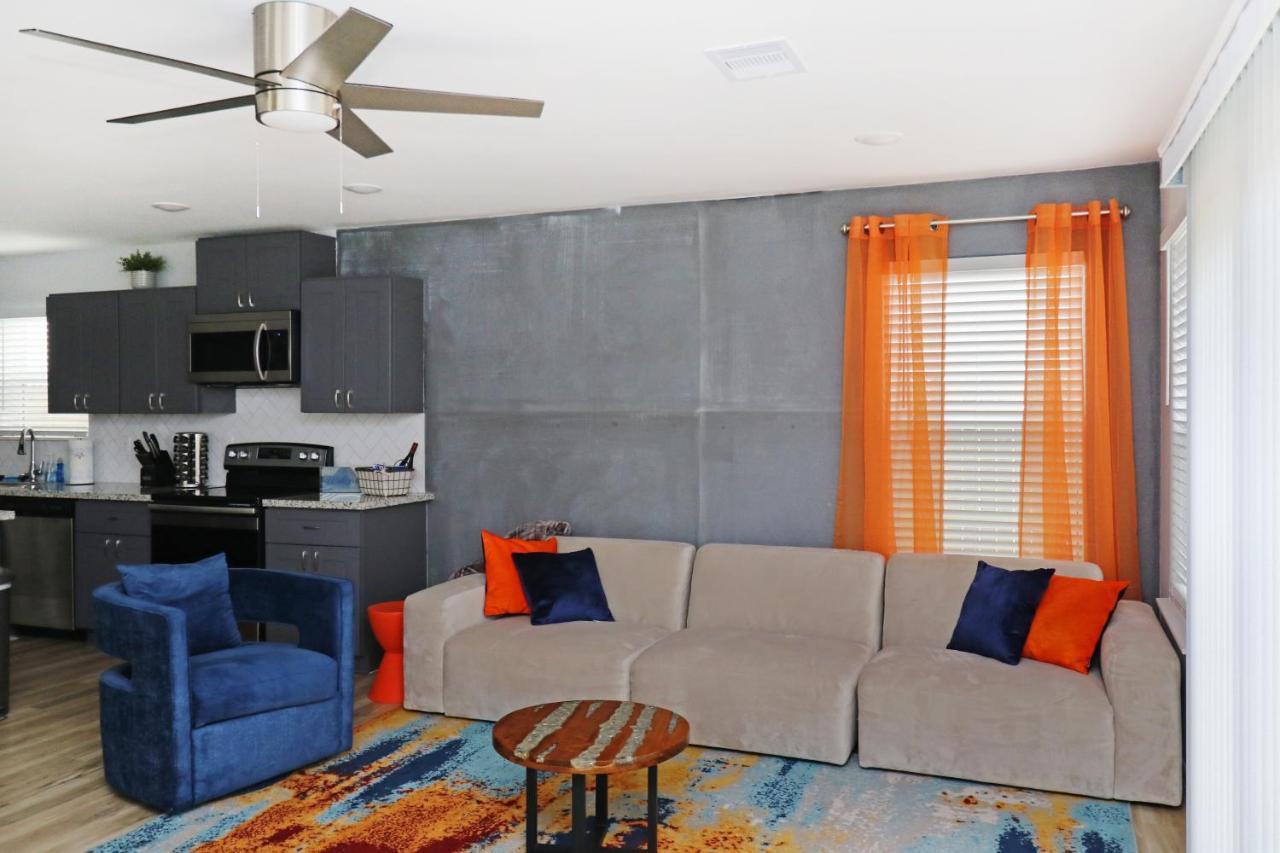 Peerless Retreat - Minutes From Downtown Houston Villa Bagian luar foto